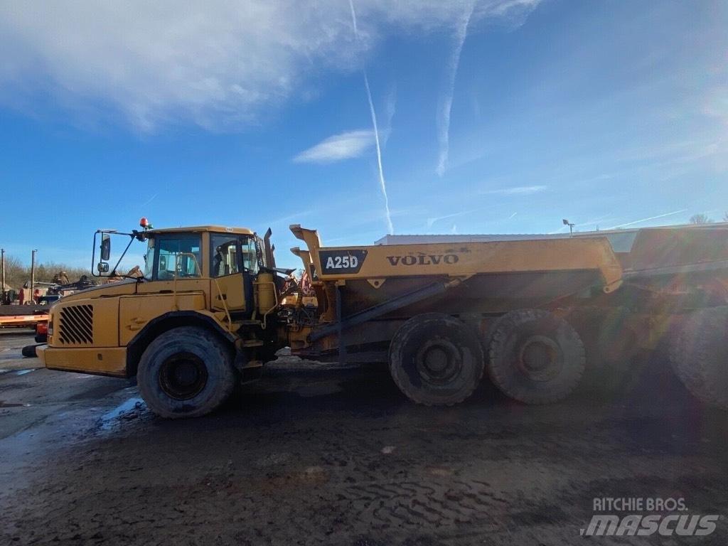 Volvo A 25 D Csuklósdömperek