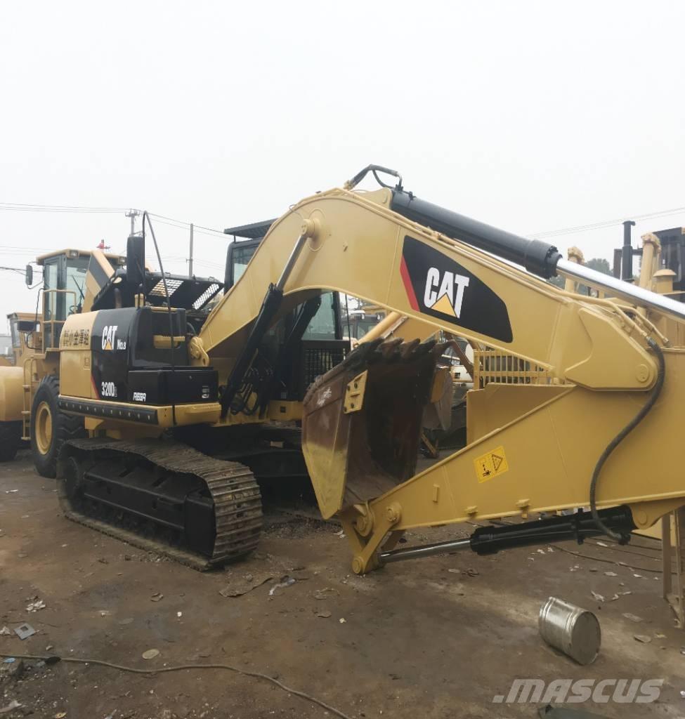 CAT 320D2L Lánctalpas kotrók