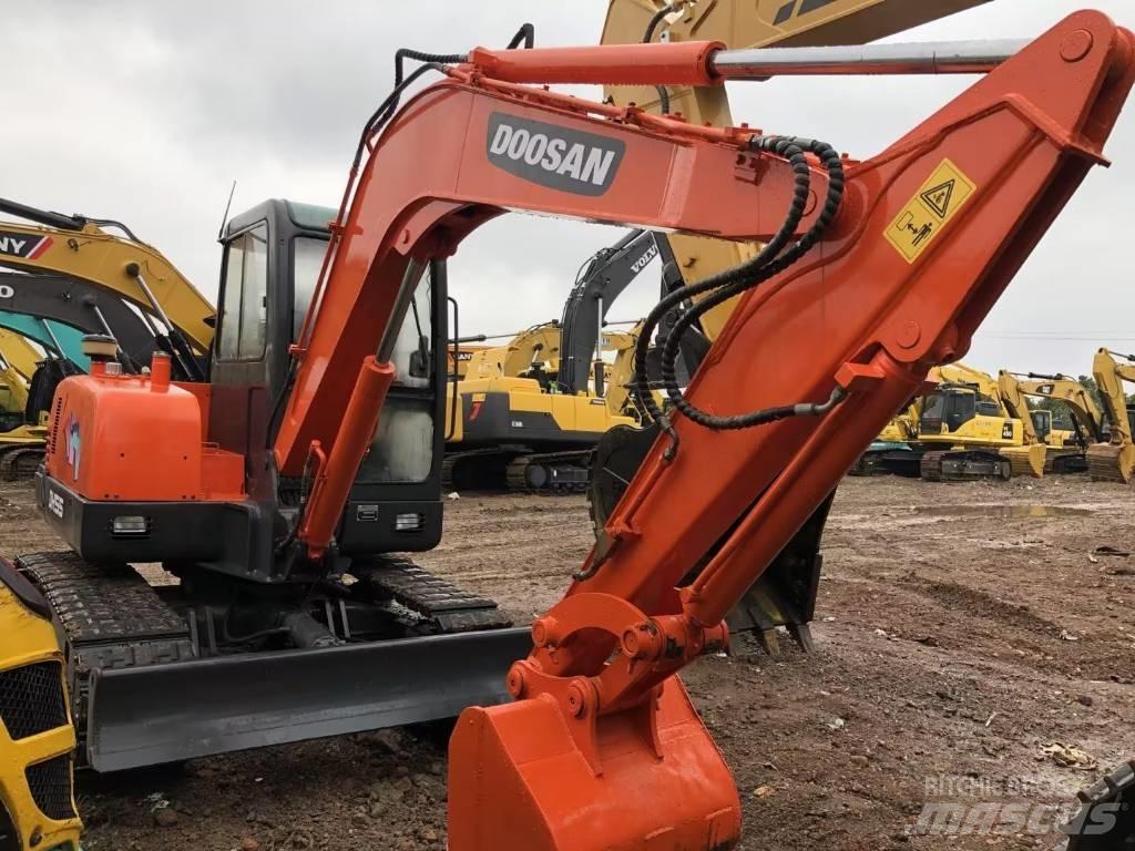 Doosan DH 55 Mini kotrók < 7t