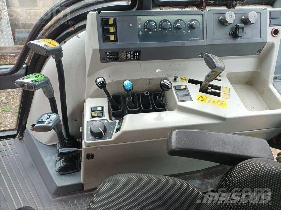 Valtra Valmet 8750 Traktorok