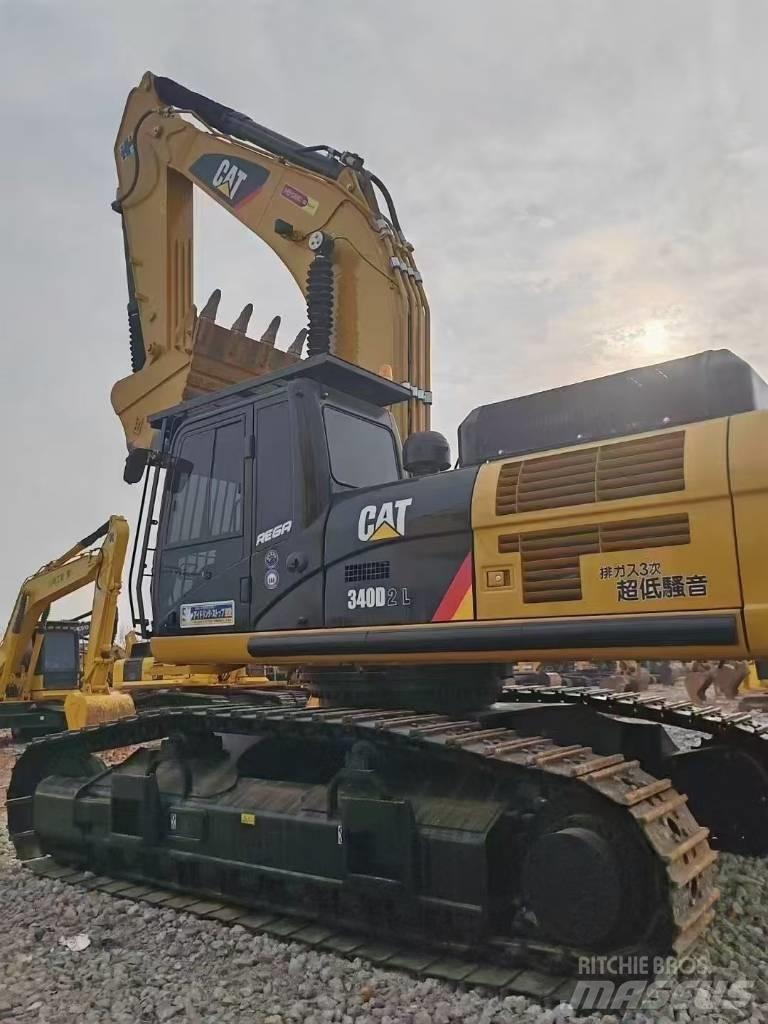 CAT 340D2L Lánctalpas kotrók