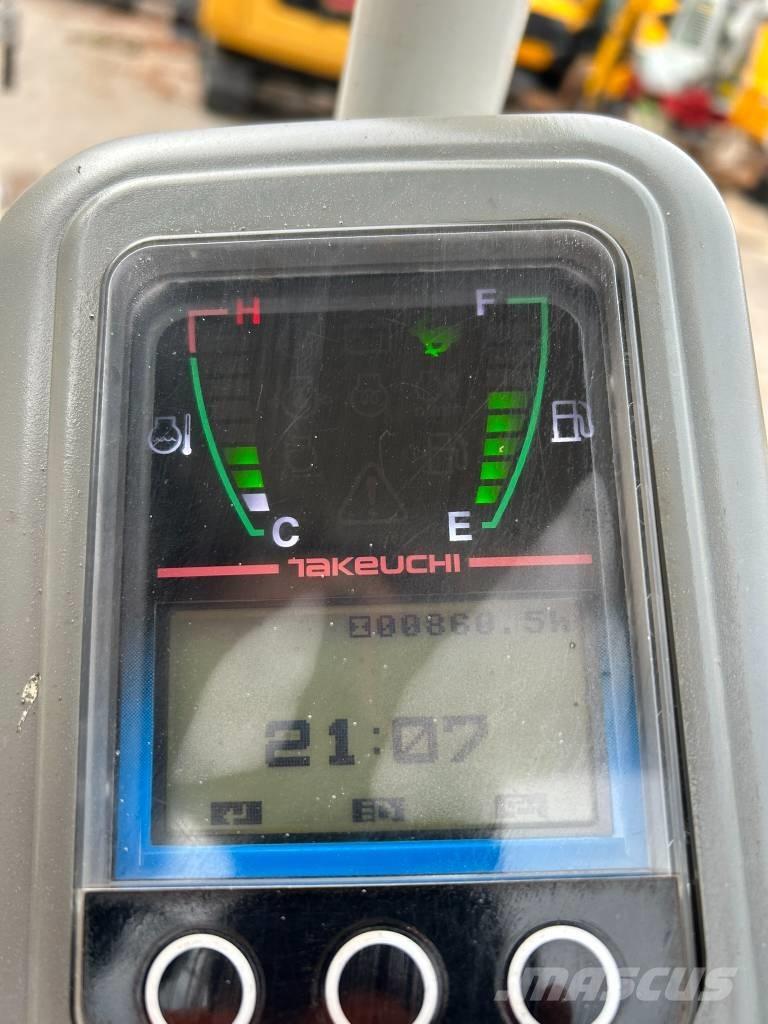 Takeuchi TB 216 Mini kotrók < 7t