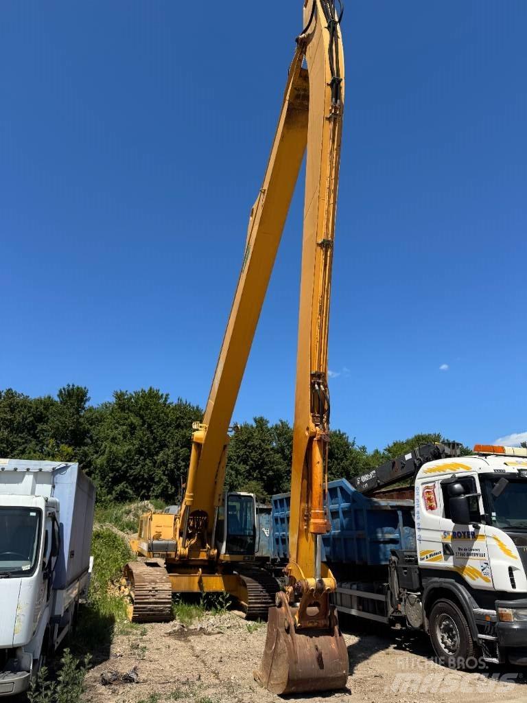 Liebherr 954 Hosszú gém kotrók