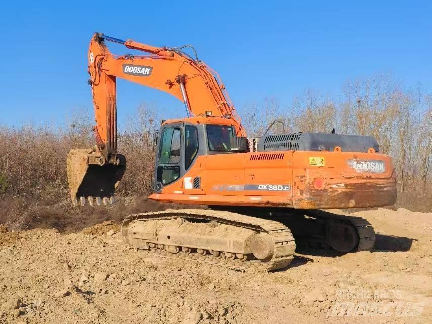 Doosan DX 380 LC Lánctalpas kotrók