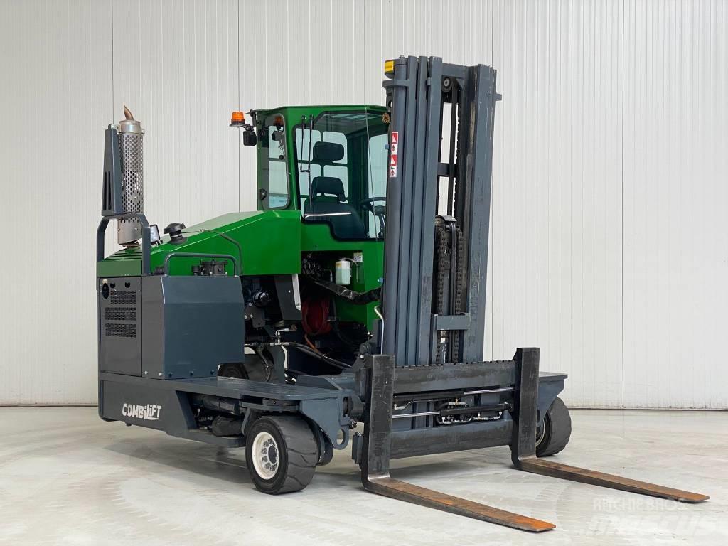 Combilift C4000 LPG Tolóoszlopos négyutas targonca