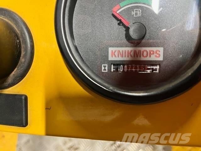 Knikmops KM 130 Gumikerekes homlokrakodók
