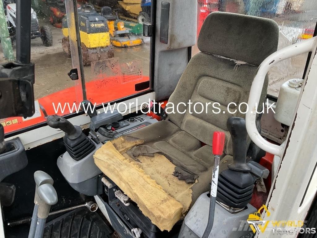 Kubota KX 121-3 A Mini kotrók < 7t