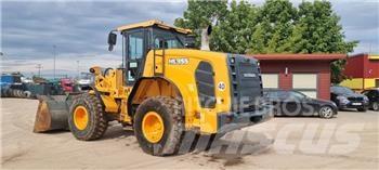 Hyundai HL 955 Gumikerekes homlokrakodók
