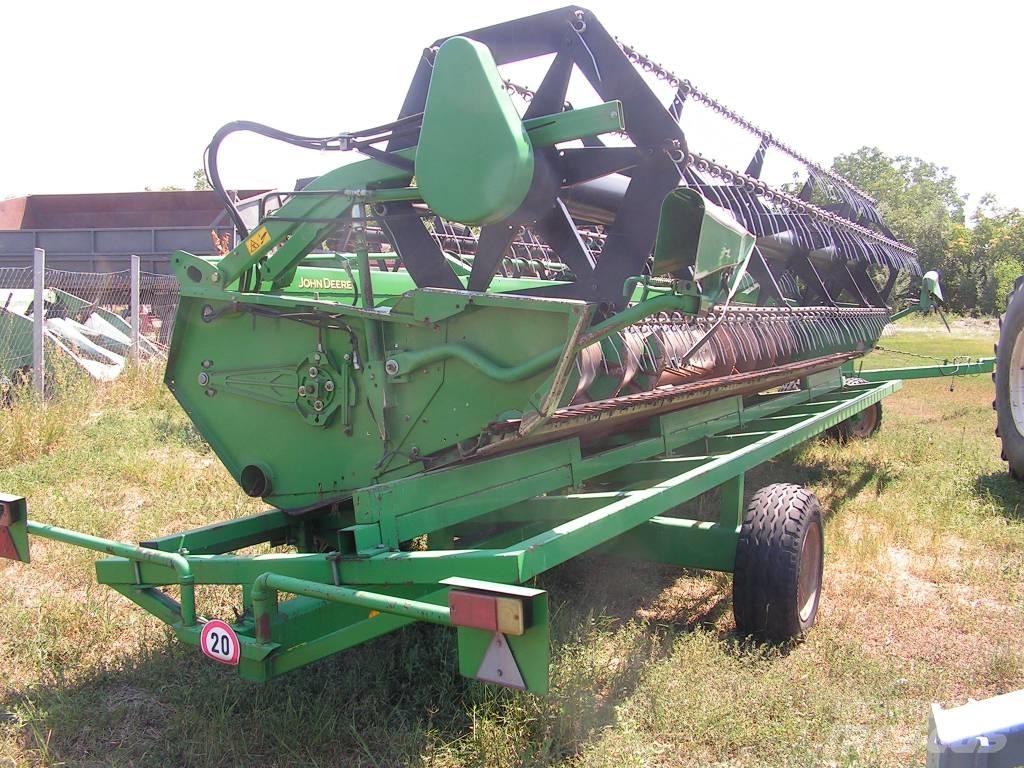 John Deere T660 Kombájnok
