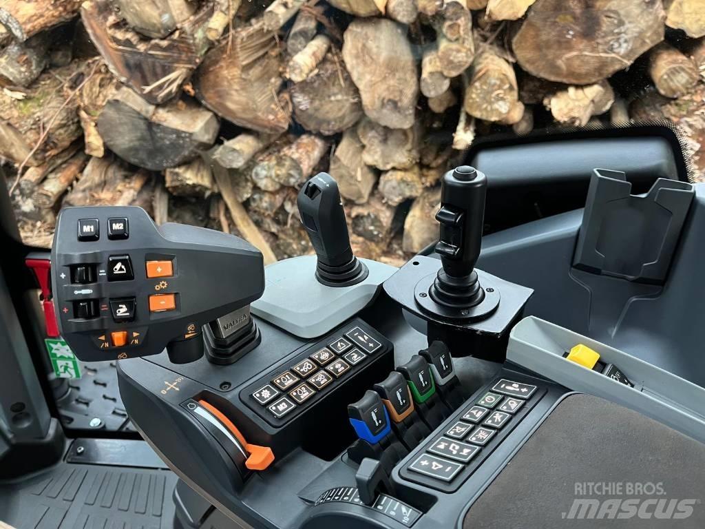 Valtra T 255 Versu Traktorok