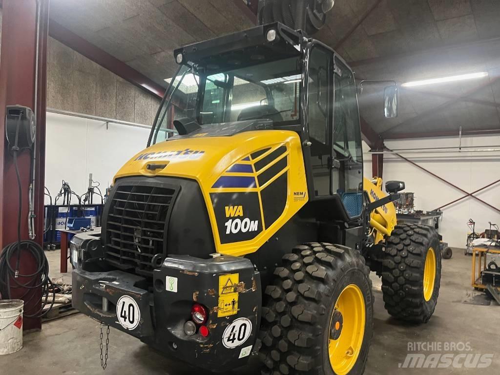 Komatsu WA100-8 Mini homlokrakodók