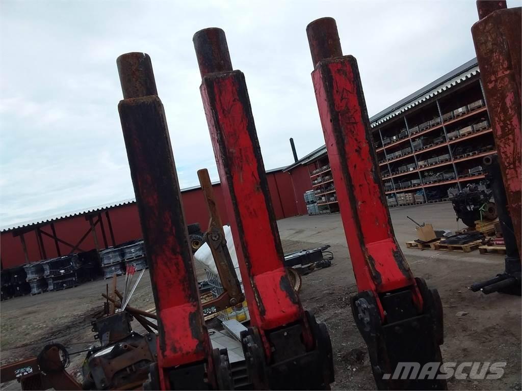 Komatsu 895 Egyéb tartozékok