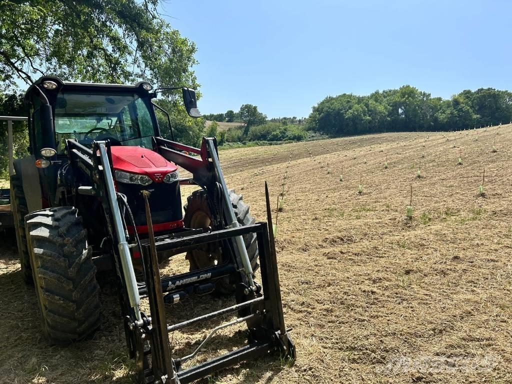 Massey Ferguson 5710 Traktorok