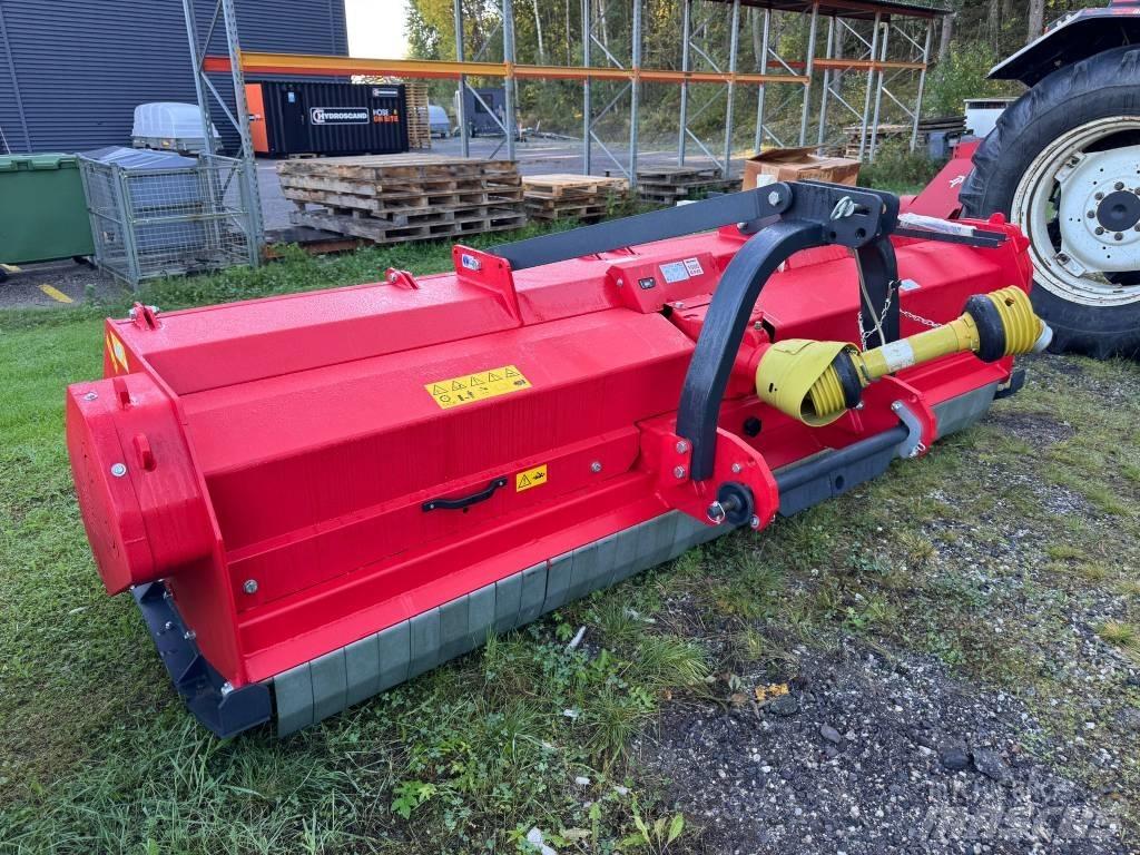 Kverneland FXZ 320 Szárzúzók és fűkaszák
