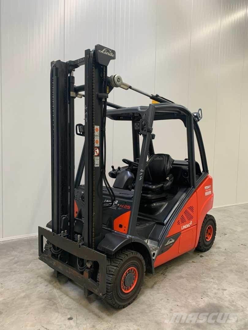 Linde H25T Gázüzemű targoncák