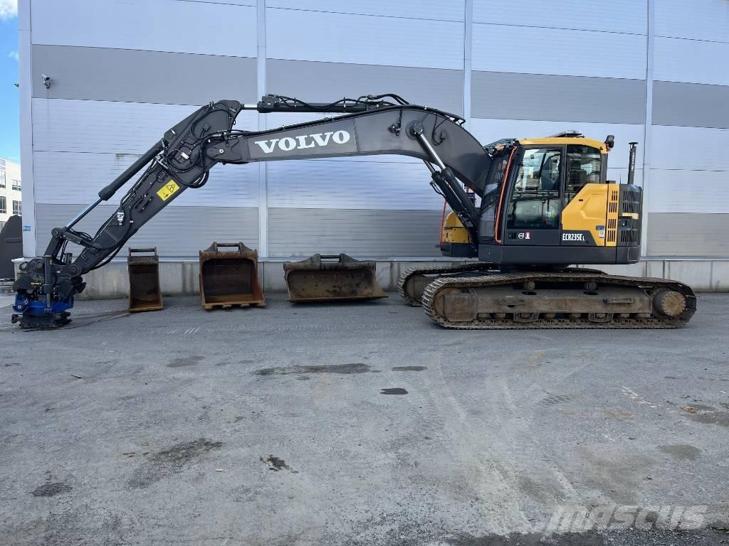Volvo ECR235EL Lánctalpas kotrók