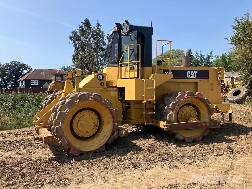 CAT 825 C Talajtömörítő gépek