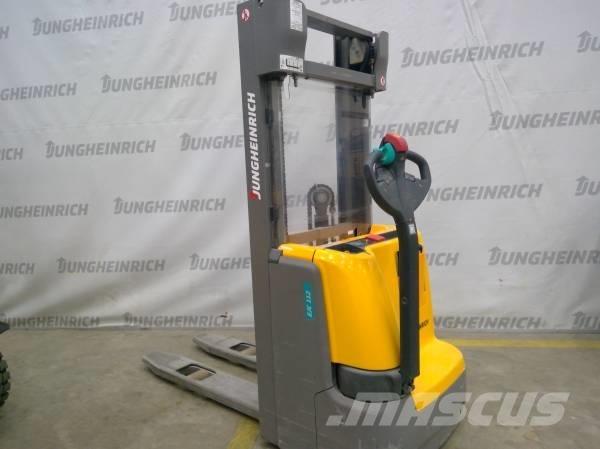 Jungheinrich EJC 112 Gyalogkíséretű targonca