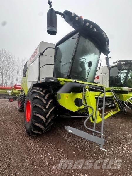 CLAAS TRION 750 Kombájnok