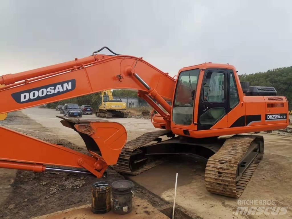 Doosan DH225LC-9 Lánctalpas kotrók