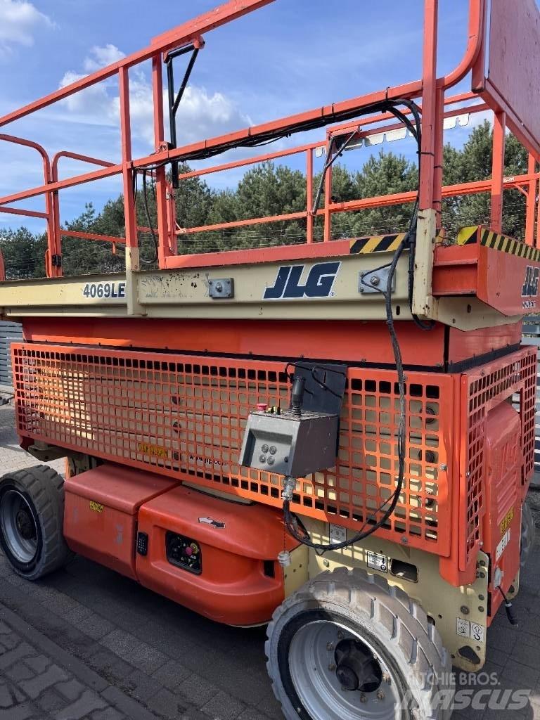 JLG 4069 Ollós emelők
