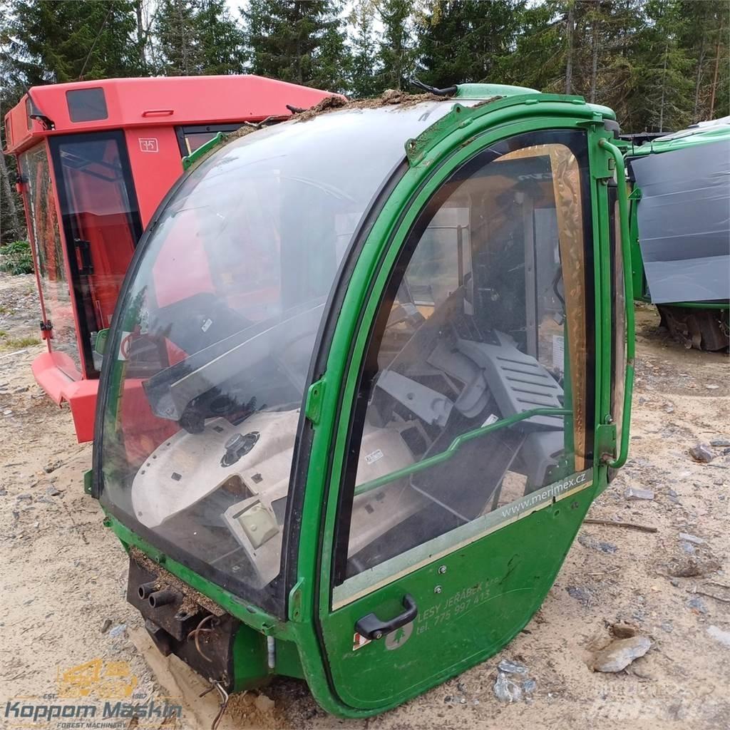 John Deere 1270e Vezetőfülke és belső tartozékok
