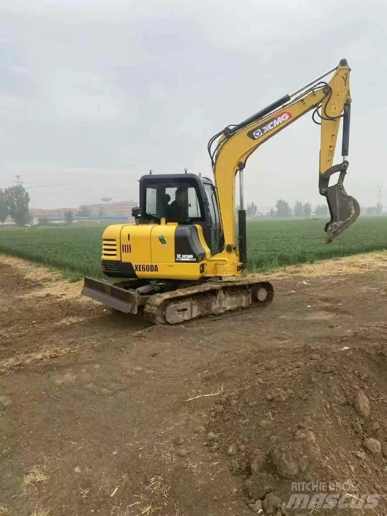 XCMG XE 60 DA Mini kotrók < 7t