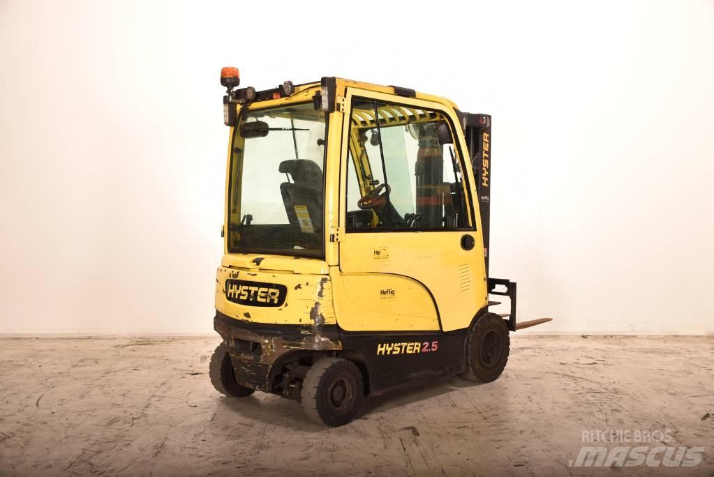 Hyster J 2.5 XN Elektromos targoncák