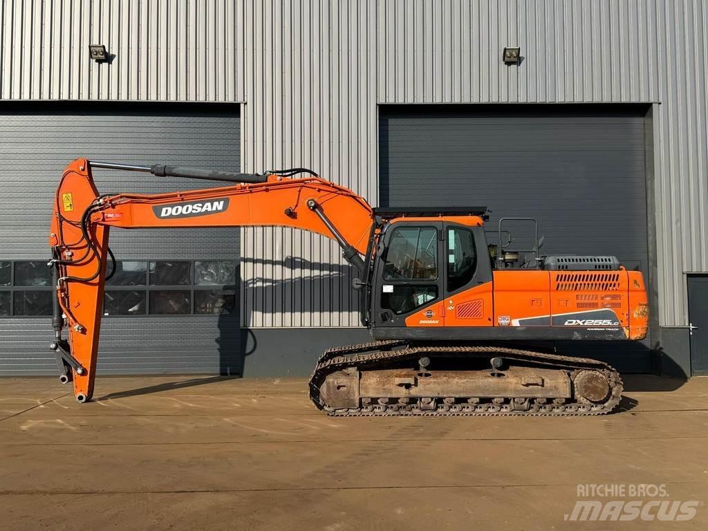 Doosan DX255NLC-5 Lánctalpas kotrók