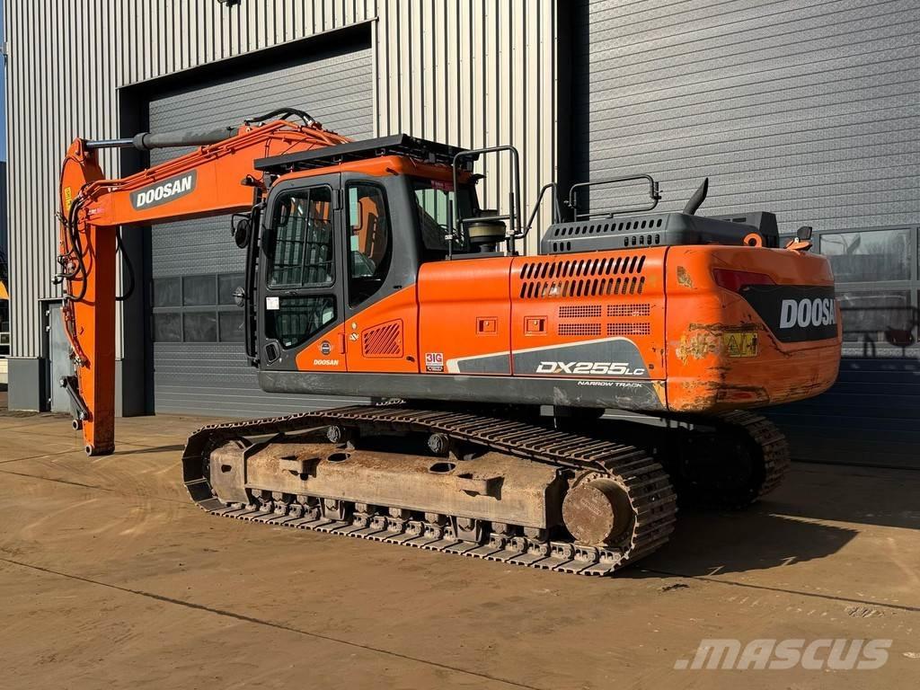 Doosan DX255NLC-5 Lánctalpas kotrók