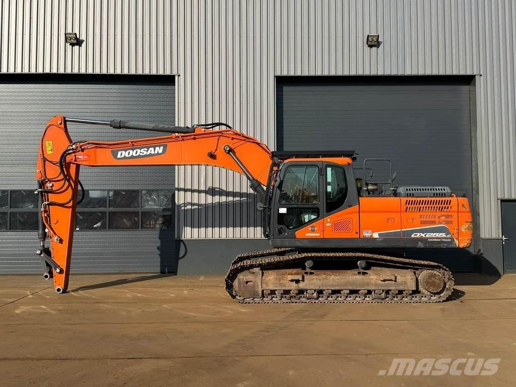 Doosan DX255NLC-5 Lánctalpas kotrók