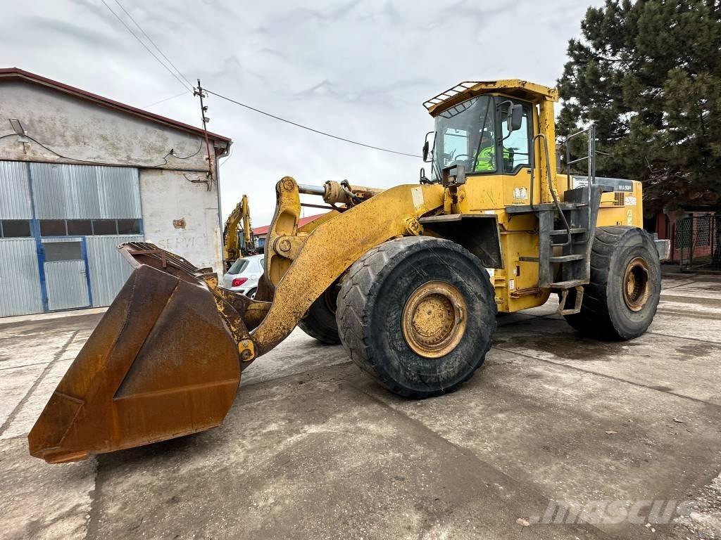 Komatsu WA500-3 Gumikerekes homlokrakodók