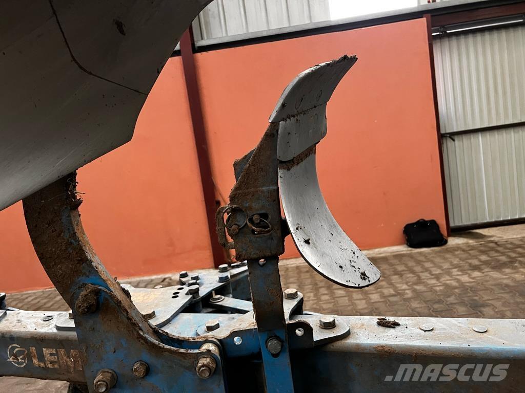 Lemken Juwel 8 Hagyományos ekék