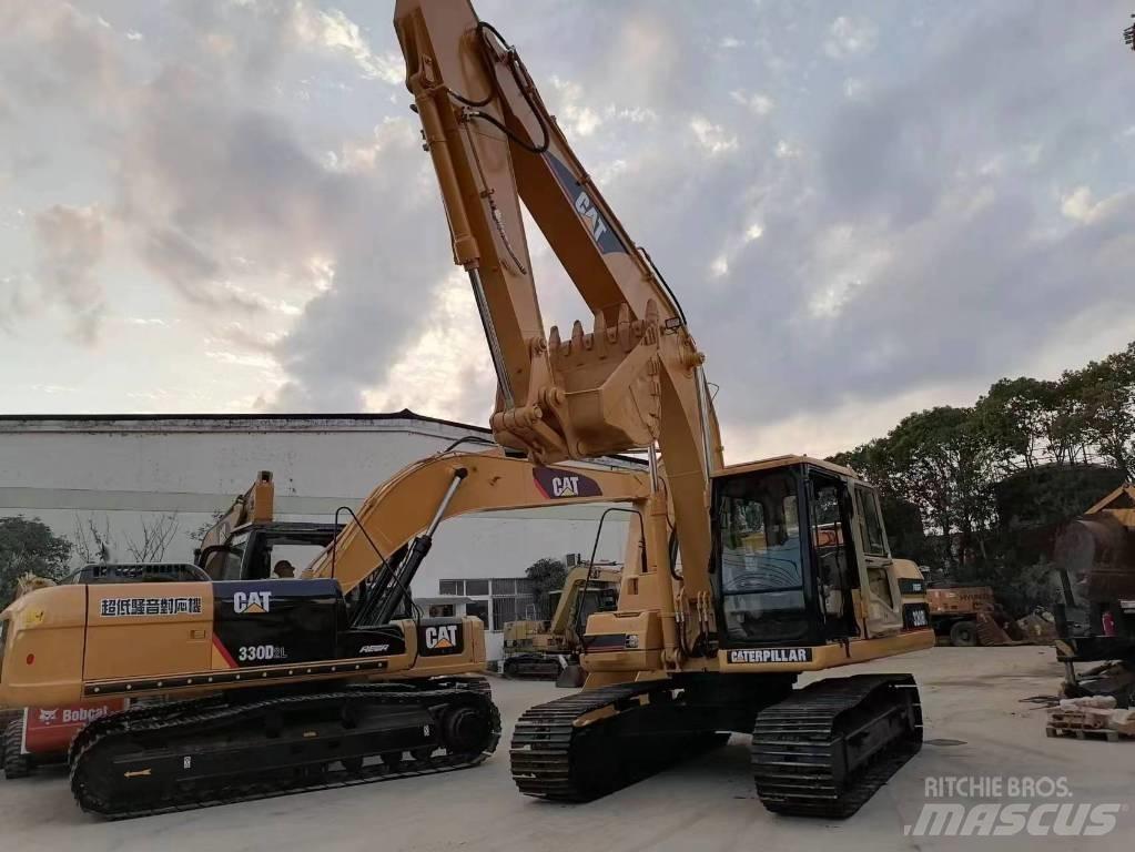 CAT 320 B L Lánctalpas kotrók