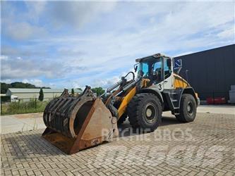 Liebherr L 542 Gumikerekes homlokrakodók