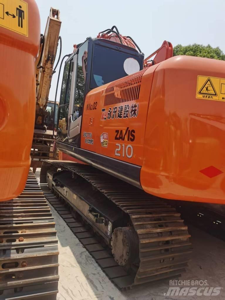 Hitachi ZX 210 Lánctalpas kotrók