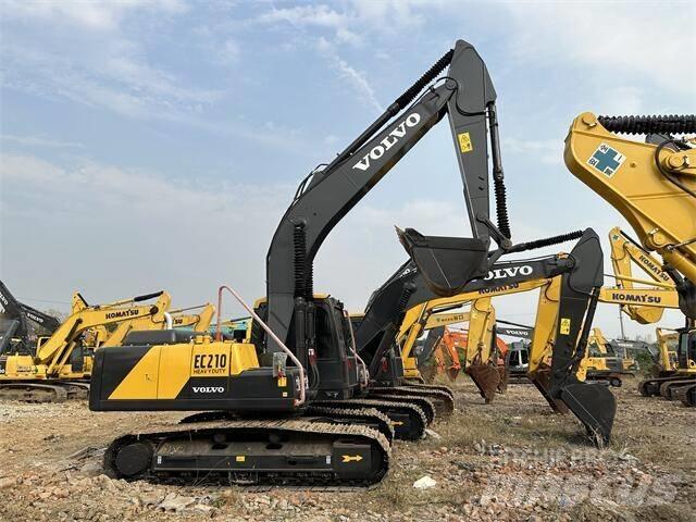 Volvo EC210 Lánctalpas kotrók