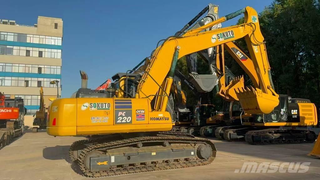 Komatsu PC 220-8 Közepes (midi) kotrók 7 t - 12 t