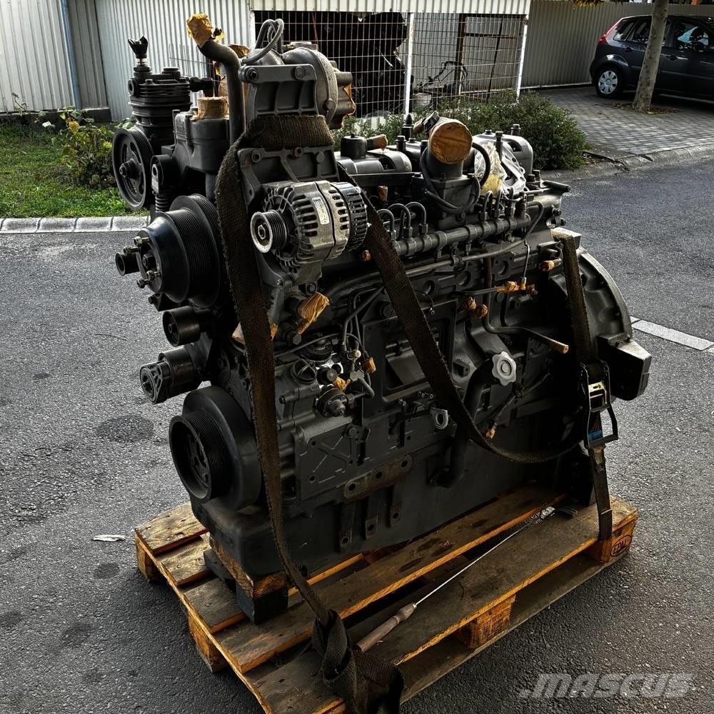 Valtra 5353 Motorok
