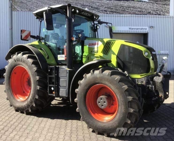 CLAAS AXION 850 Traktorok