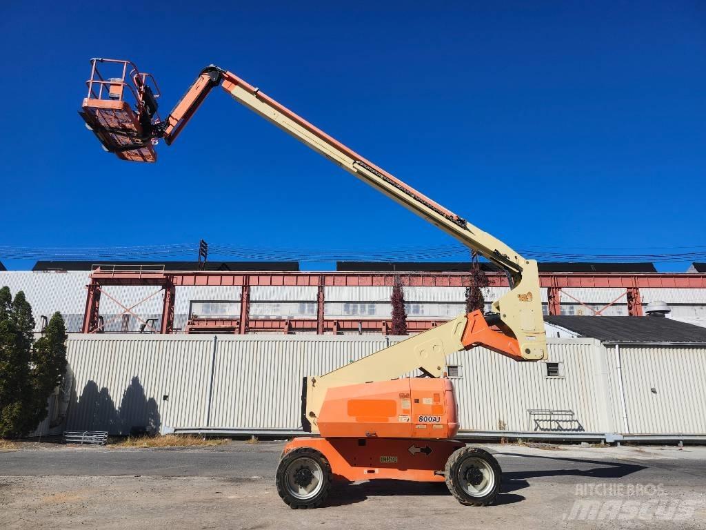 JLG 800 AJ Karos emelők