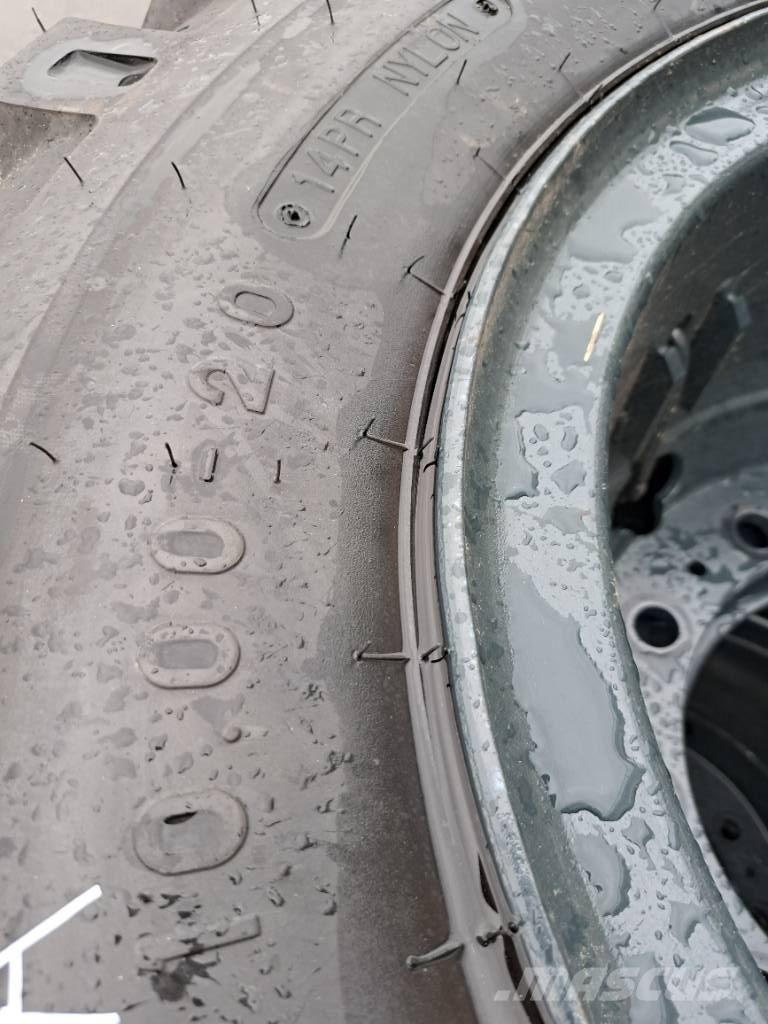  Tiron 10.00x20 Tires Gumiabroncsok, kerekek és felnik