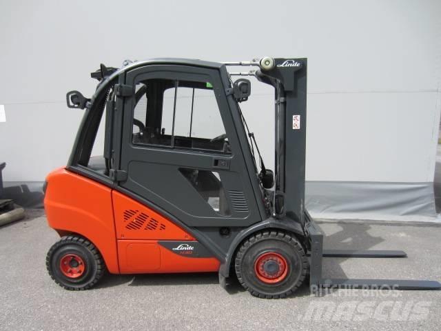 Linde H 30 D-03 Dízel targoncák
