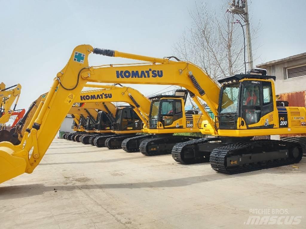 Komatsu PC 200 Lánctalpas kotrók