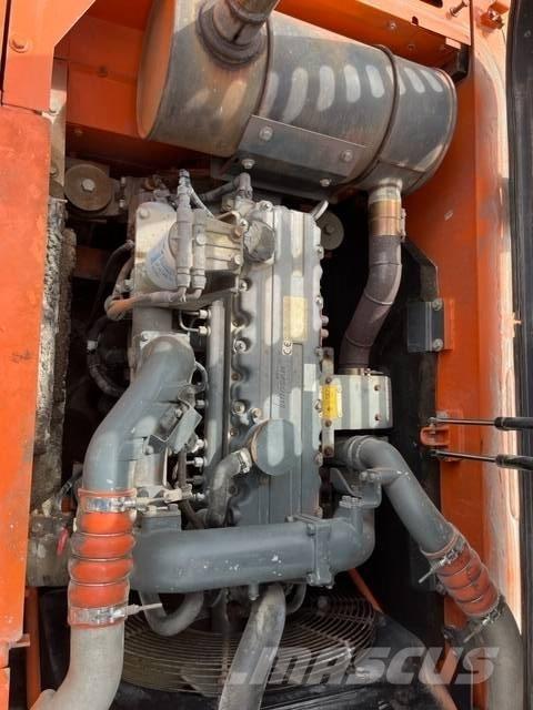 Doosan DX 225 LC Lánctalpas kotrók
