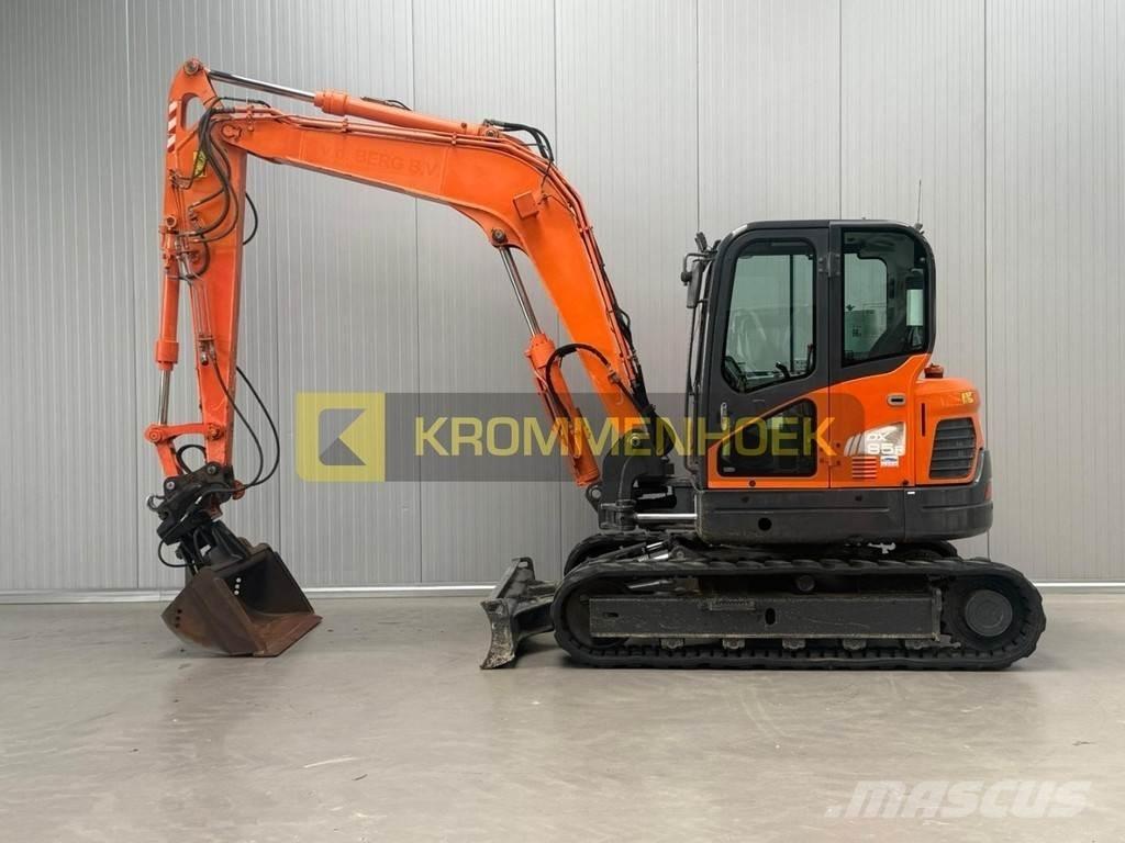 Doosan DX 85R-3 Közepes (midi) kotrók 7 t - 12 t