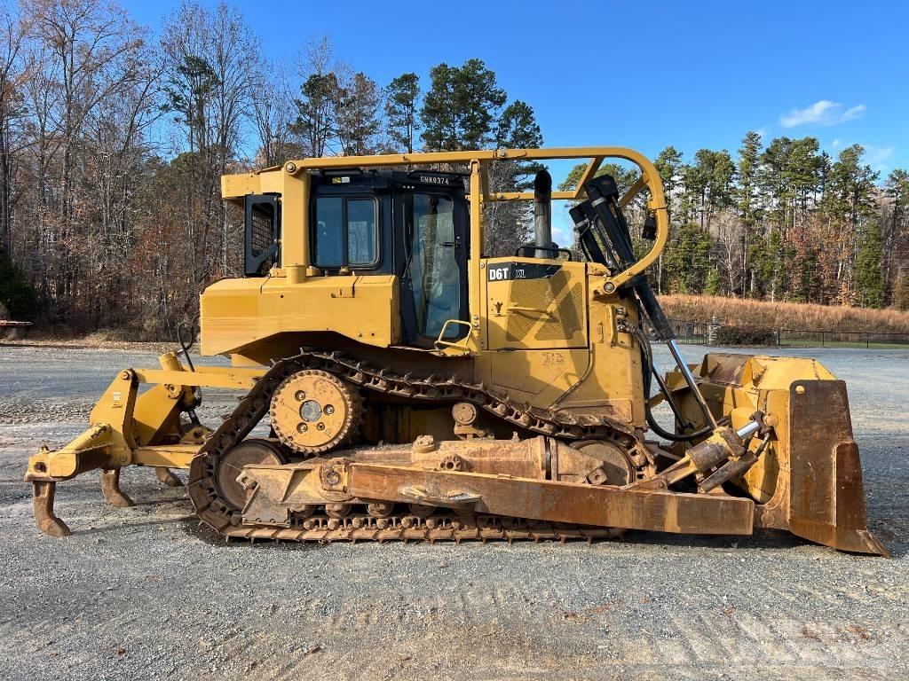 CAT D 6 T XL lánctalpas dózerek
