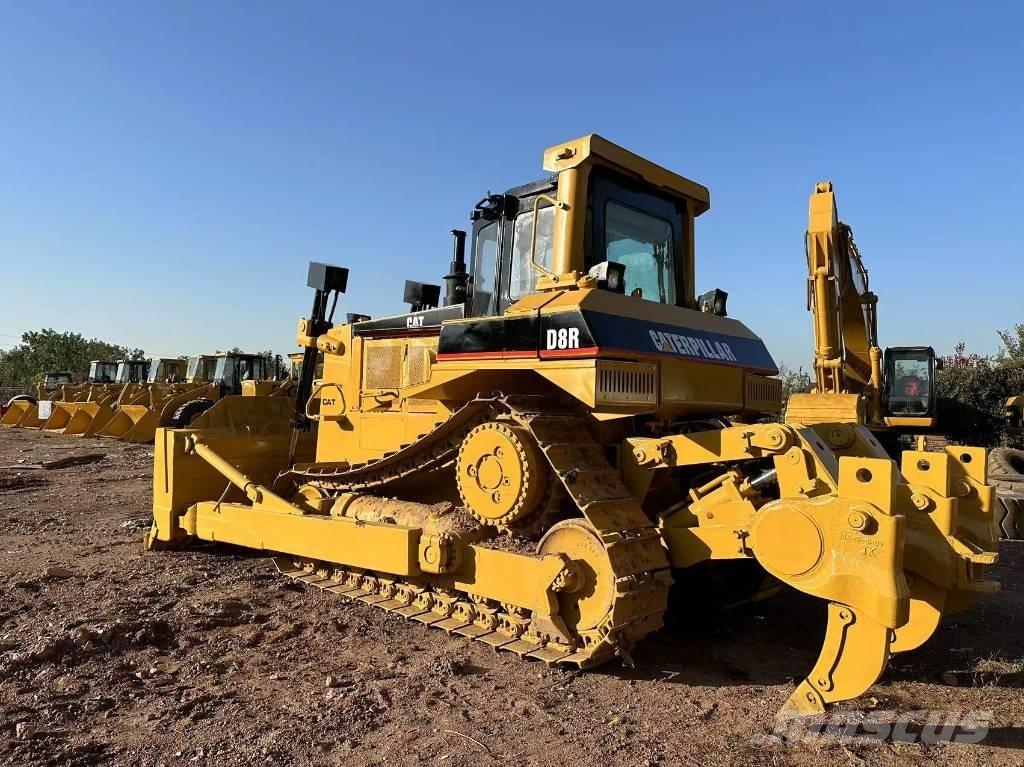 CAT D 8 R lánctalpas dózerek