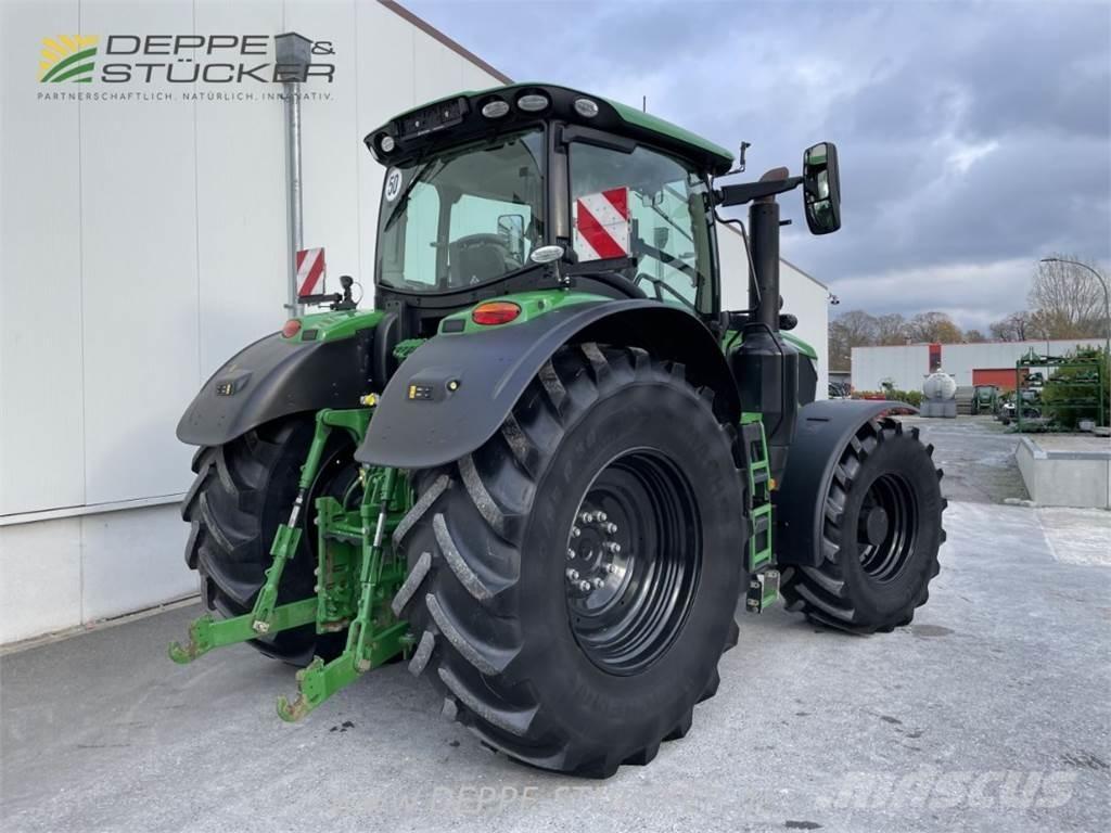 John Deere 6250R Traktorok