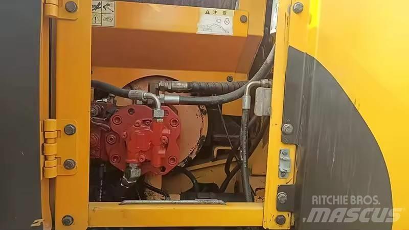 Hyundai 110 Közepes (midi) kotrók 7 t - 12 t